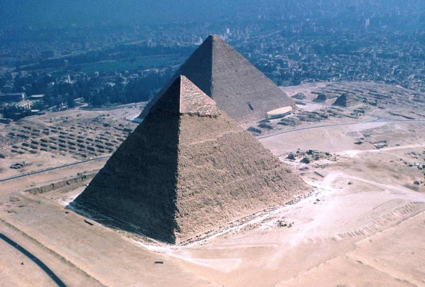 Mısır Piramitlerinin 18 İlginç Sırrı